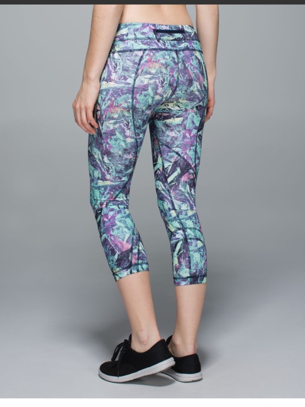 Lululemon Run Inspire Crop II Full-On Luxtreme Iridescent Multi Leggings Size 4